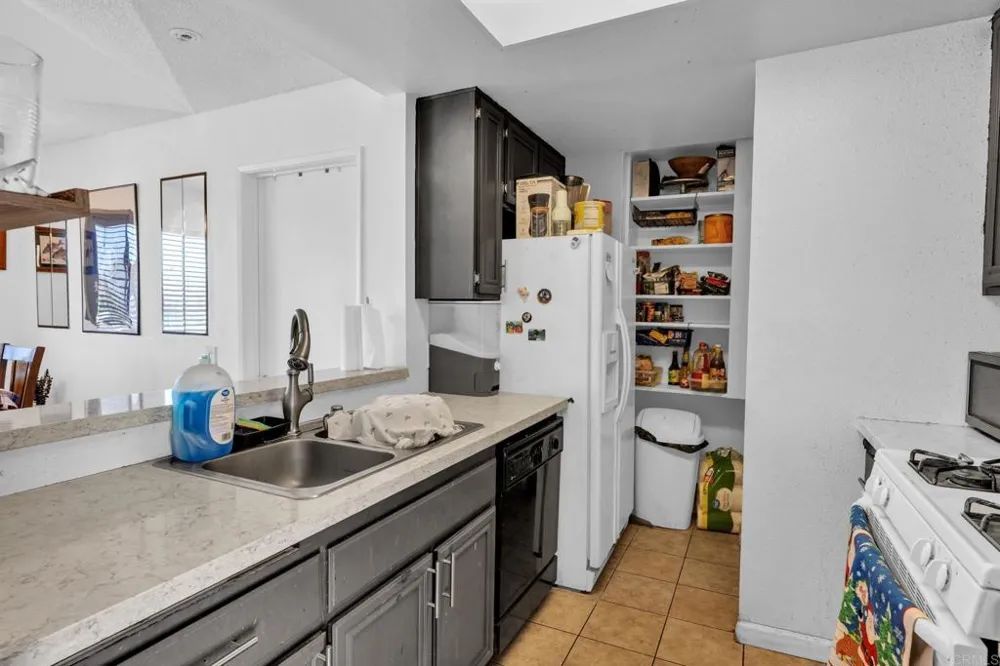2906 Elm Tree Court Spring Valley, CA 91978