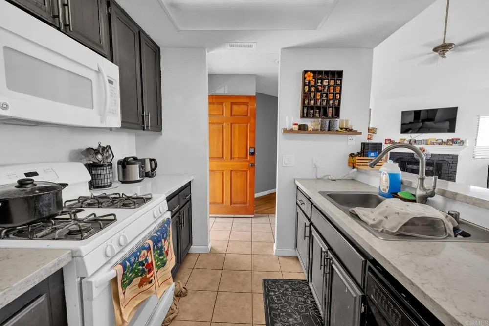 2906 Elm Tree Court Spring Valley, CA 91978