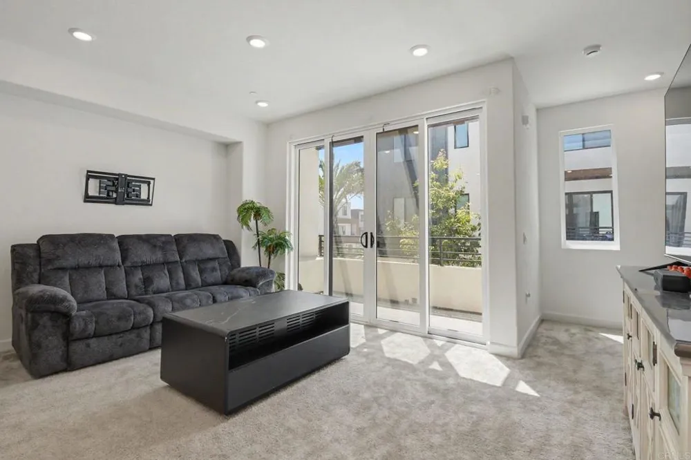 2416 Cascalote Loop San Diego, CA 92154