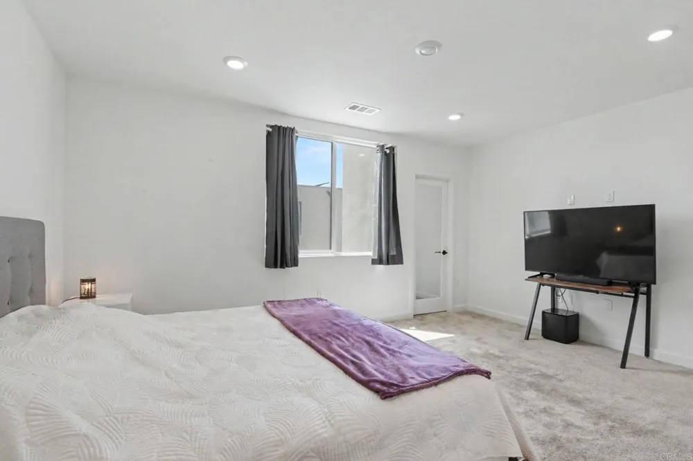 2416 Cascalote Loop San Diego, CA 92154