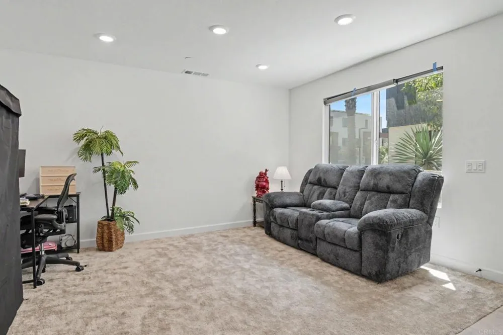 2416 Cascalote Loop San Diego, CA 92154