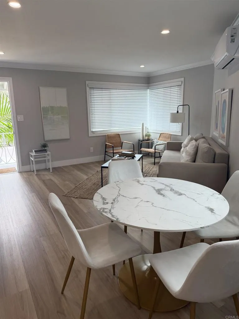856 Olive Coronado, CA 92118