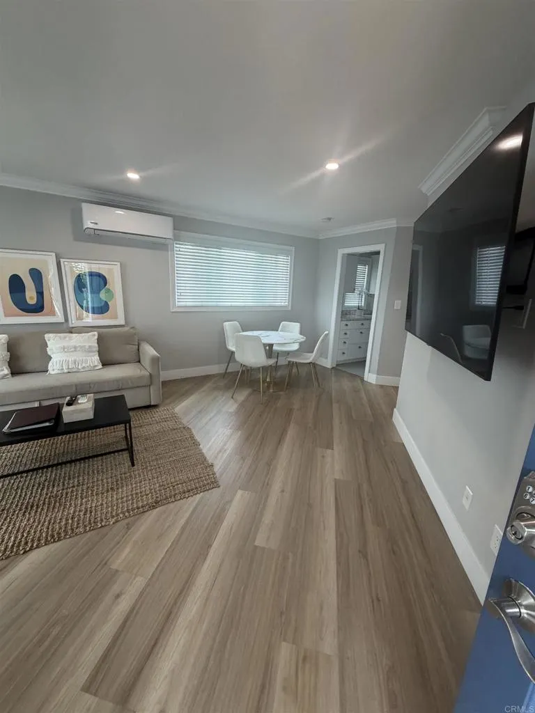 856 Olive Coronado, CA 92118