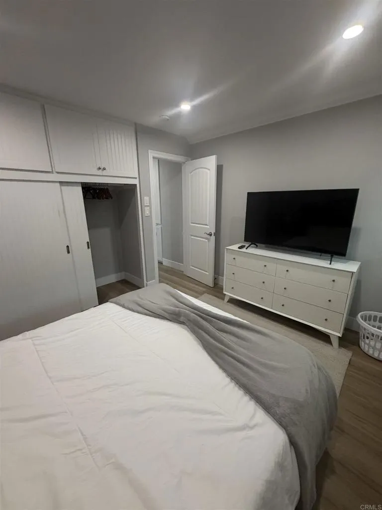 856 Olive Coronado, CA 92118