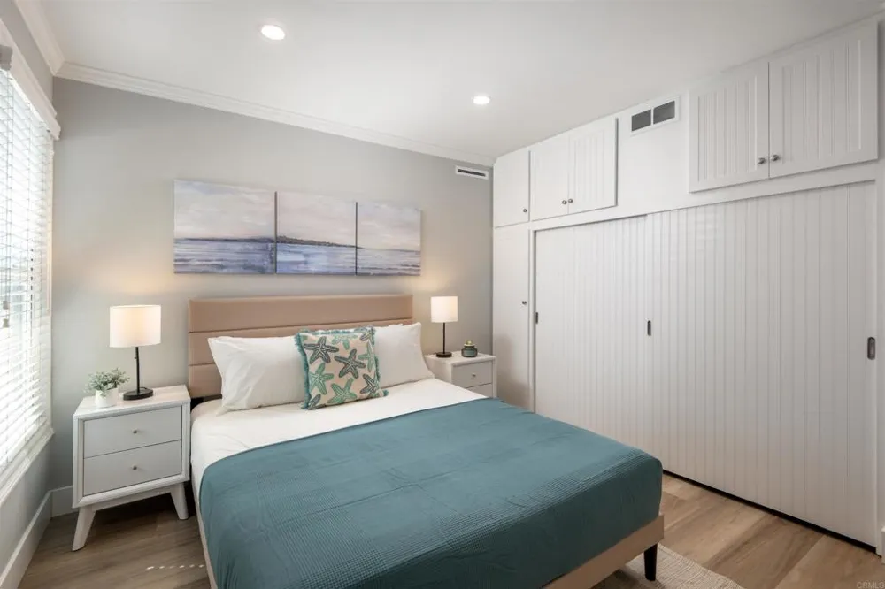 856 Olive Coronado, CA 92118
