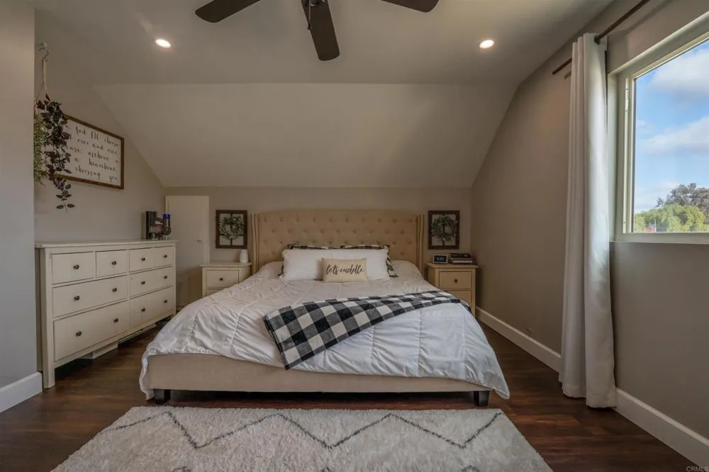 10046 Woodrose Avenue Santee, CA 92071
