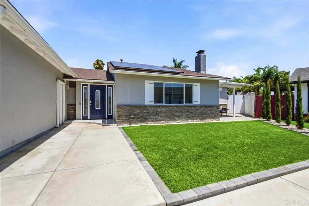 10002 Stanley Ct Santee, CA 92071