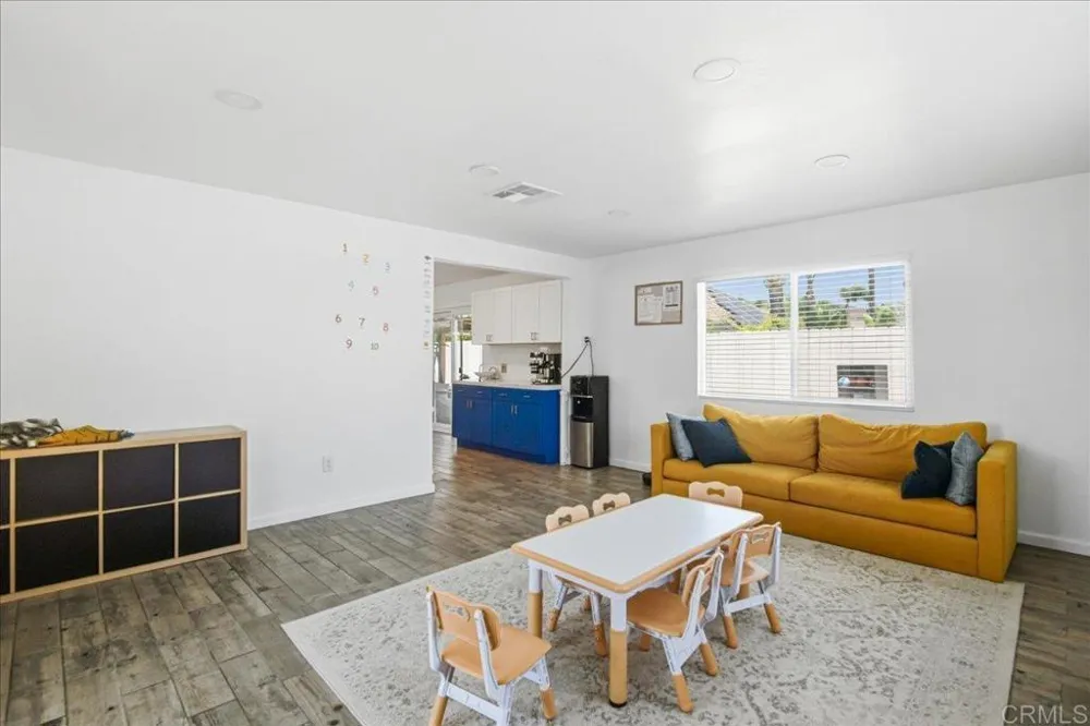 10002 Stanley Ct Santee, CA 92071