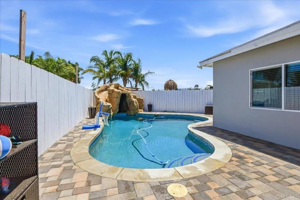 10002 Stanley Ct Santee, CA 92071