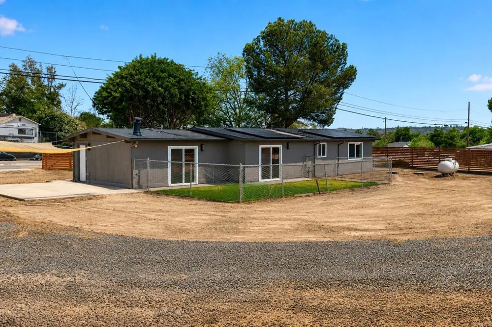 1538 San Vicente Rd Ramona, CA 92065