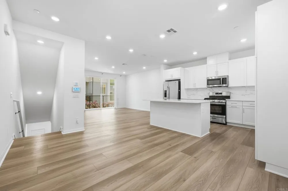 1981 Edison Court Chula Vista, CA 91915