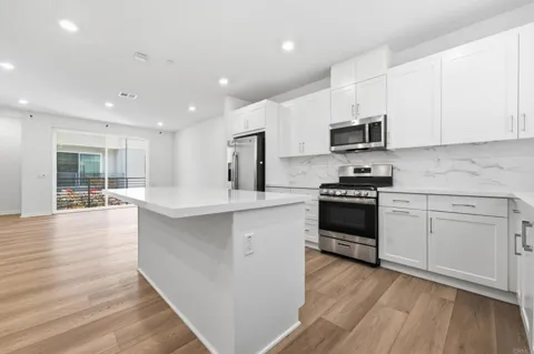 1981 Edison Court