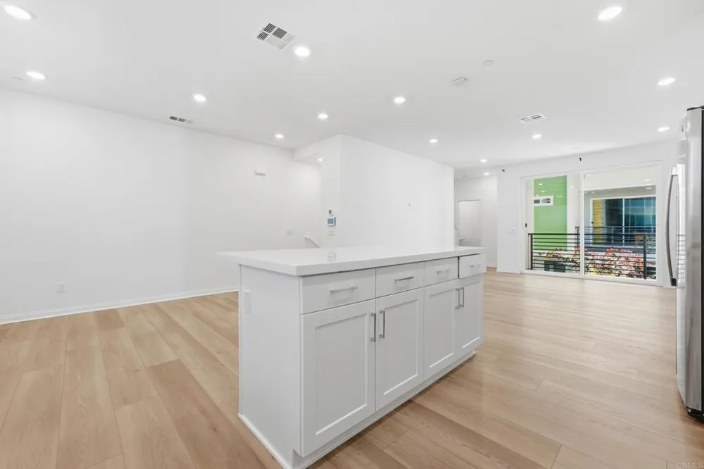 1981 Edison Court Chula Vista, CA 91915