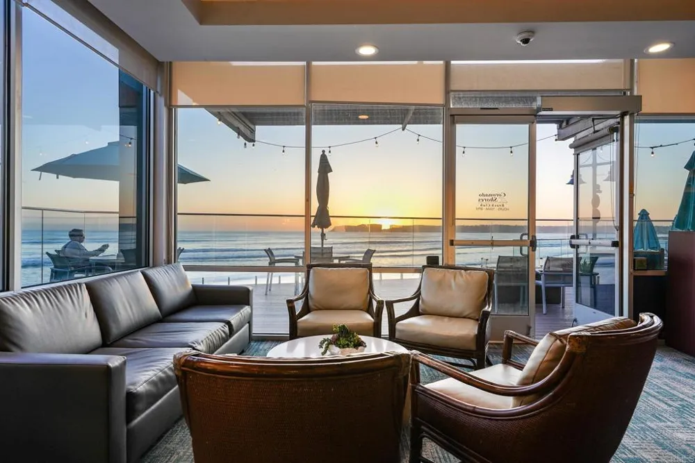 1820 Avenida del Mundo #208 Coronado, CA 92118