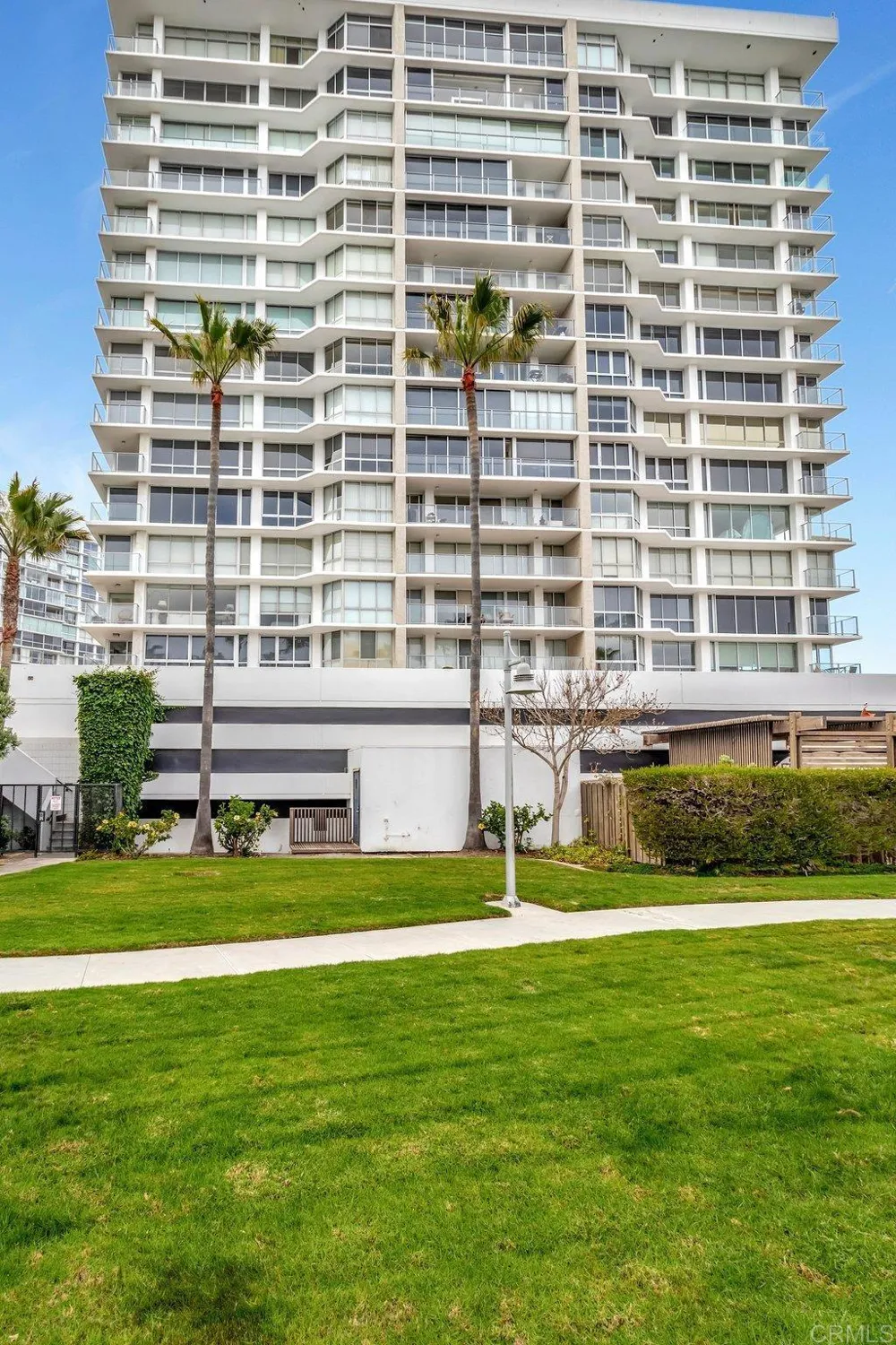 1820 Avenida del Mundo #208 Coronado, CA 92118