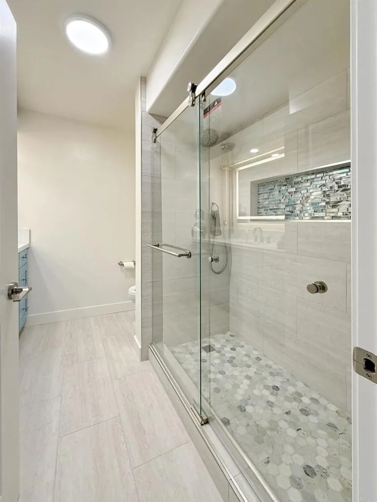 1820 Avenida del Mundo #208 Coronado, CA 92118