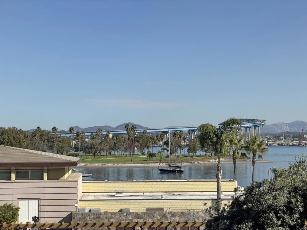 1820 Avenida del Mundo #208 Coronado, CA 92118