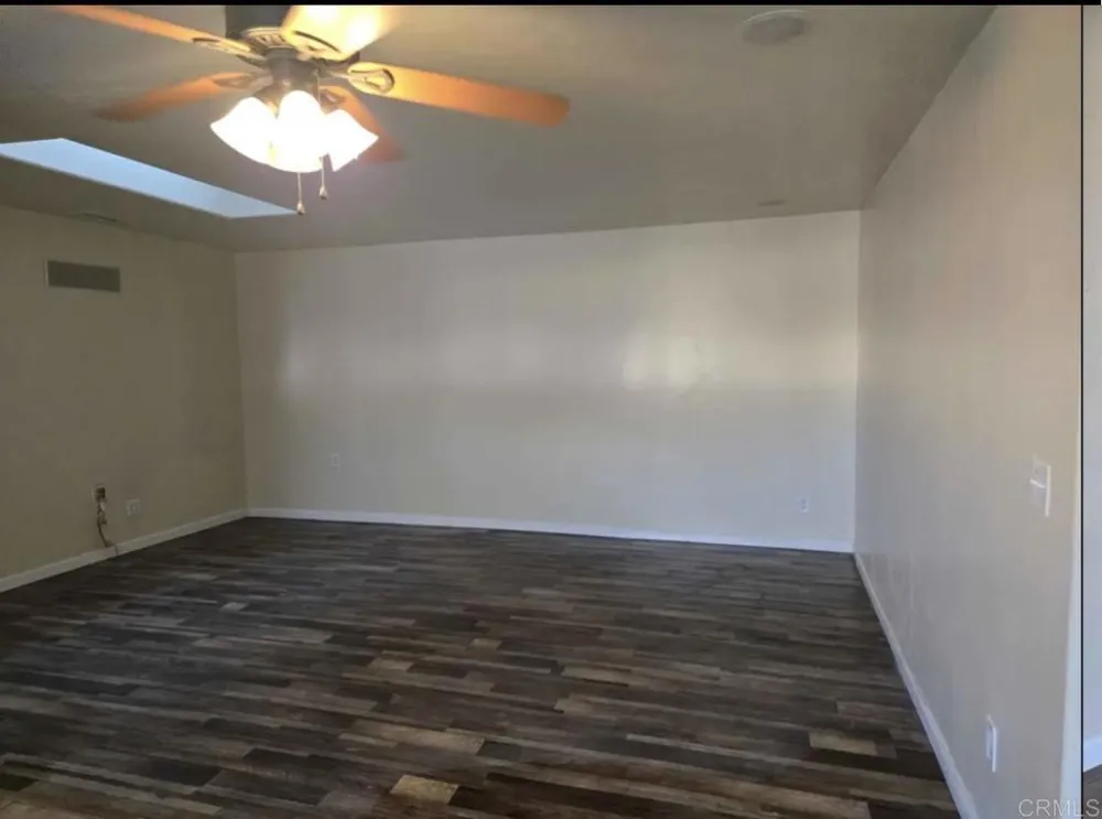 9742 Vomac Road Santee, CA 92071