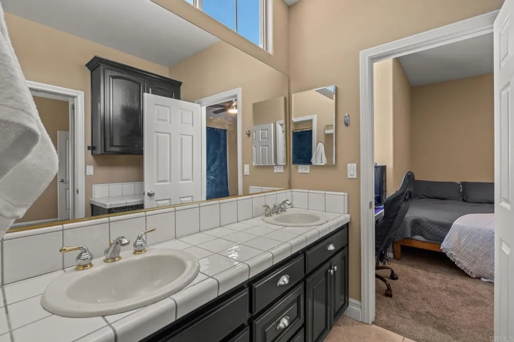 1887 Coronado View Alpine, CA 91901