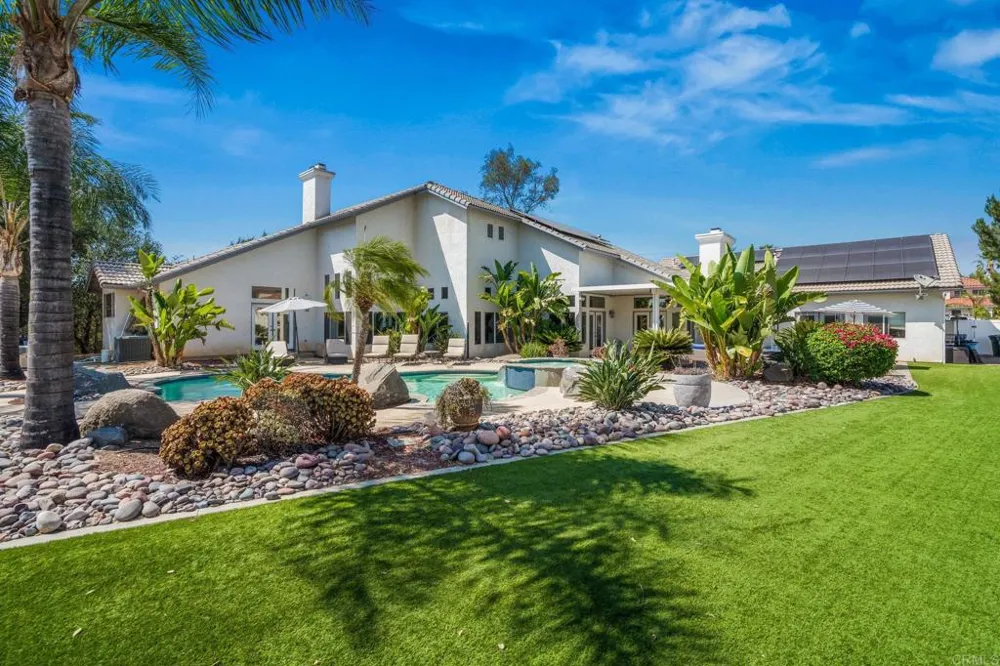 1887 Coronado View Alpine, CA 91901