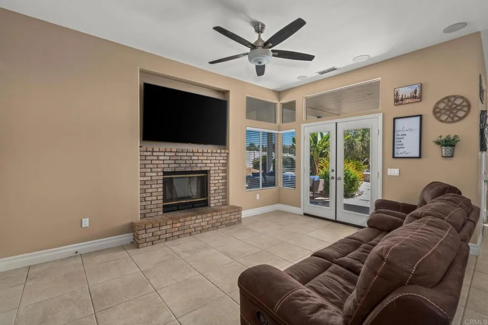 1887 Coronado View Alpine, CA 91901