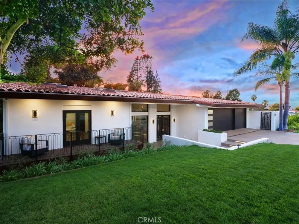 1325 Via Gabriel Palos Verdes Estates, CA 90274