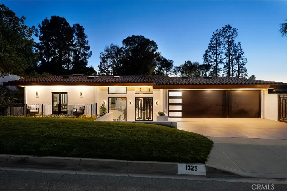 1325 Via Gabriel Palos Verdes Estates, CA 90274
