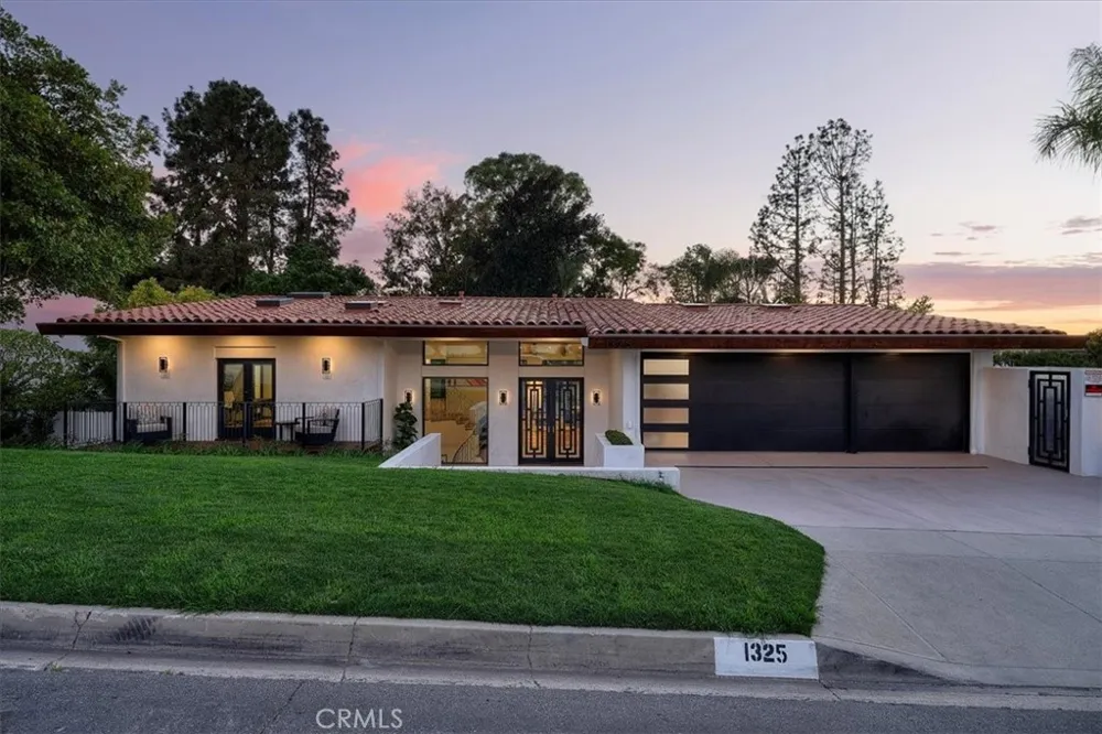 1325 Via Gabriel Palos Verdes Estates, CA 90274
