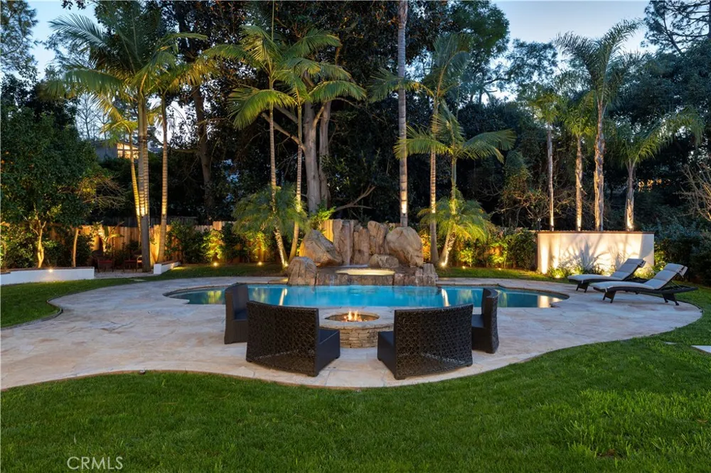 1325 Via Gabriel Palos Verdes Estates, CA 90274