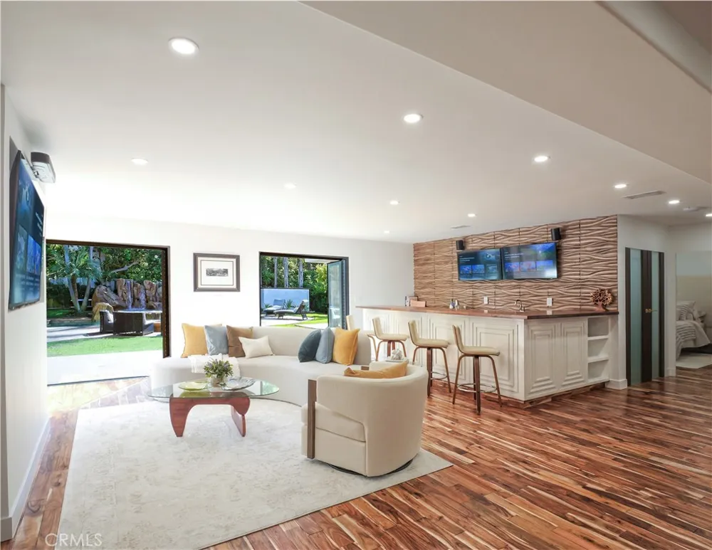 1325 Via Gabriel Palos Verdes Estates, CA 90274