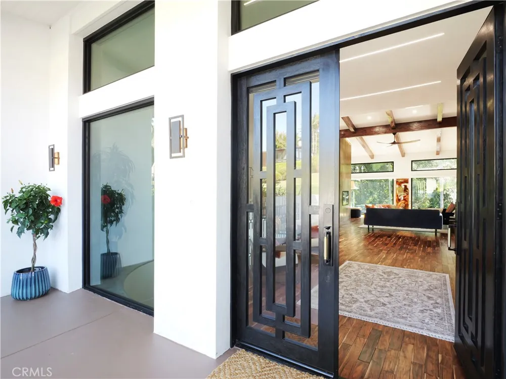 1325 Via Gabriel Palos Verdes Estates, CA 90274
