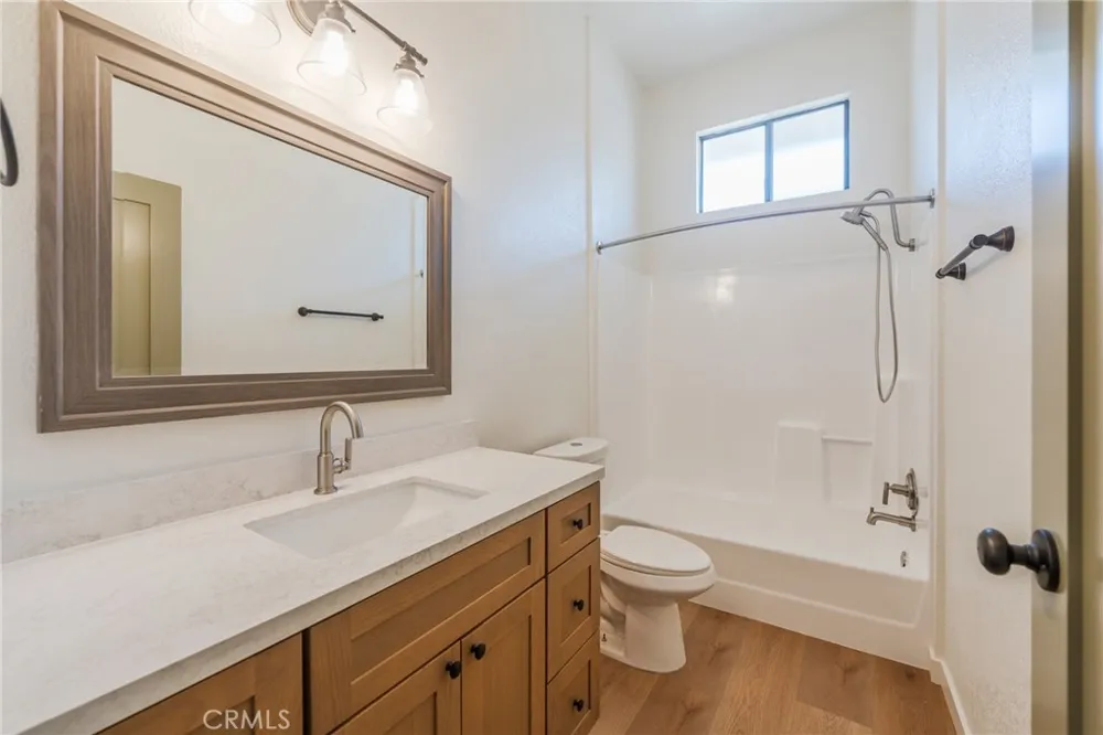 18326 Mansel Avenue Redondo Beach, CA 90278