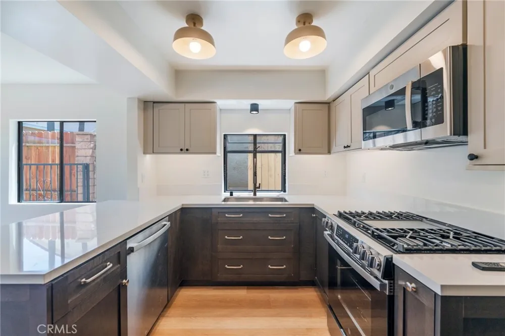 18326 Mansel Avenue Redondo Beach, CA 90278