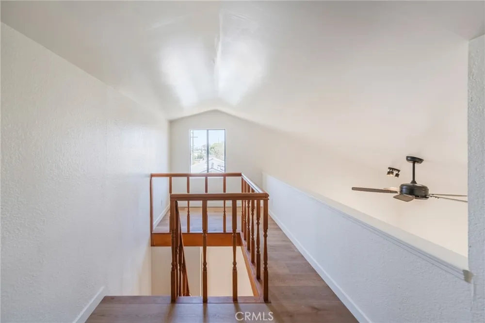 18326 Mansel Avenue Redondo Beach, CA 90278