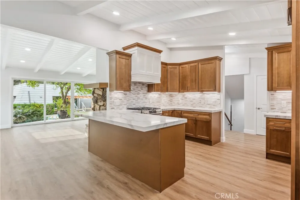 35 Buckskin Lane Rolling Hills Estates, CA 90274