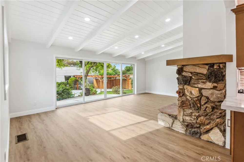 35 Buckskin Lane Rolling Hills Estates, CA 90274