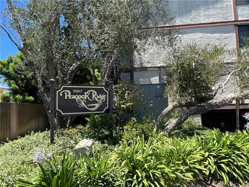 5987 Peacock Ridge Road #122 Rancho Palos Verdes, CA 90275