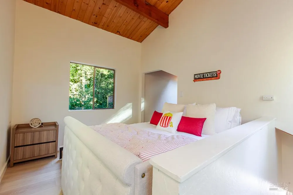 384 Madrone Meadow The Sea Ranch, CA 95497