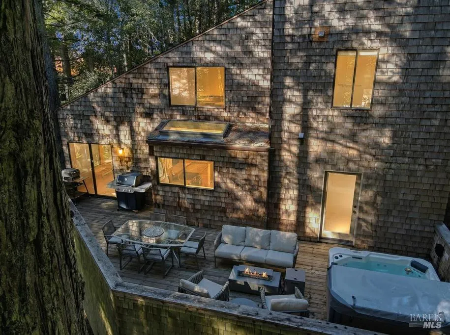 384 Madrone Meadow The Sea Ranch, CA 95497