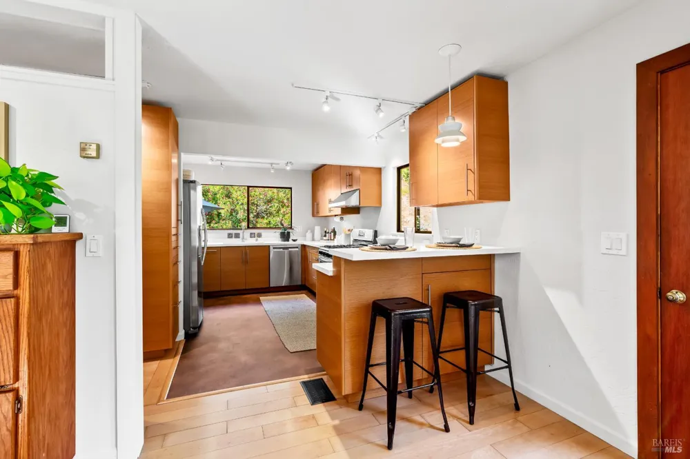 17340 Watson Road Guerneville, CA 95446
