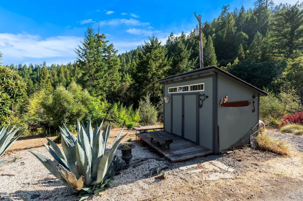 17340 Watson Road Guerneville, CA 95446