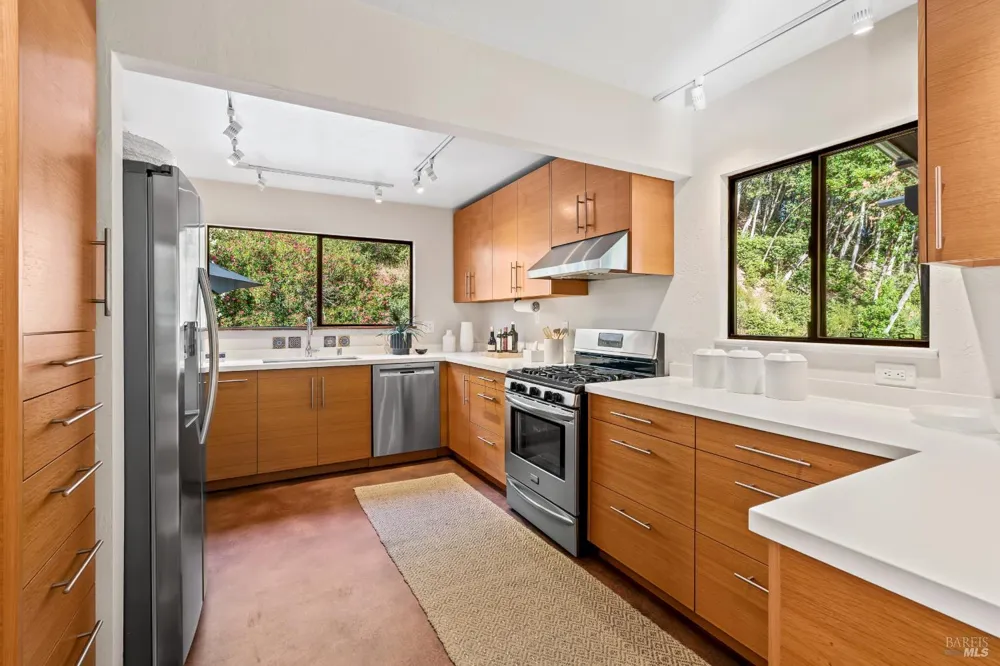 17340 Watson Road Guerneville, CA 95446