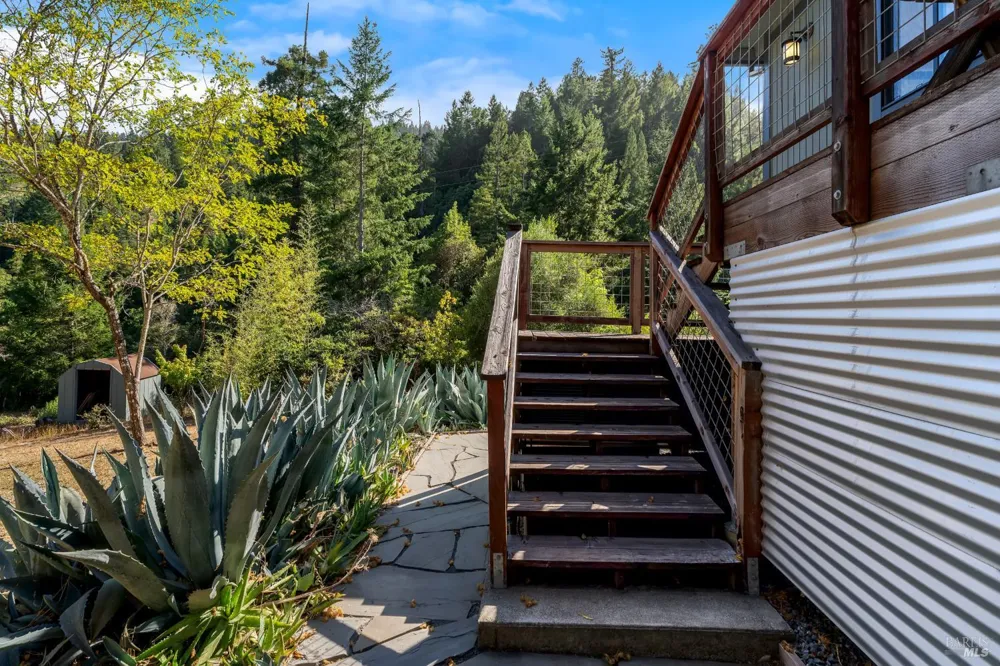 17340 Watson Road Guerneville, CA 95446