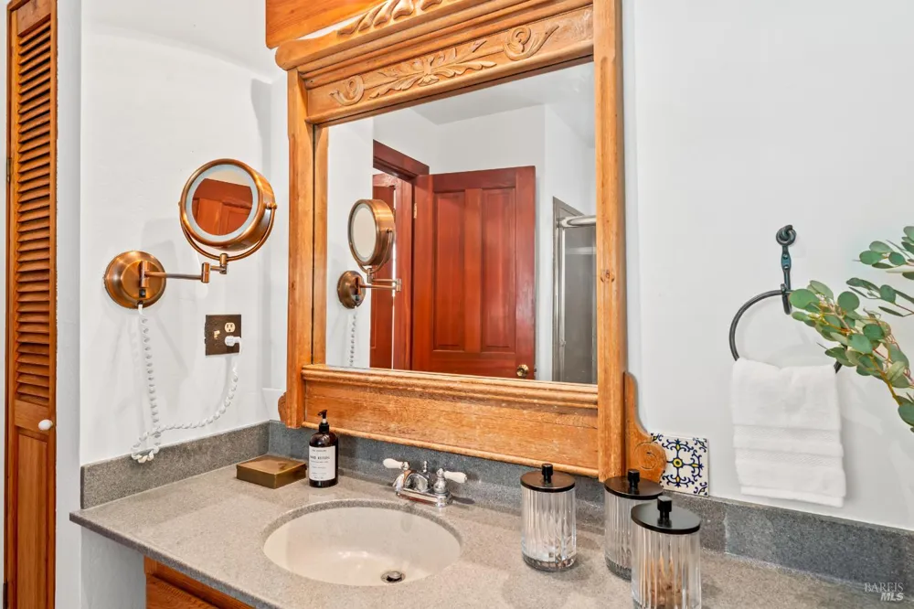 17340 Watson Road Guerneville, CA 95446