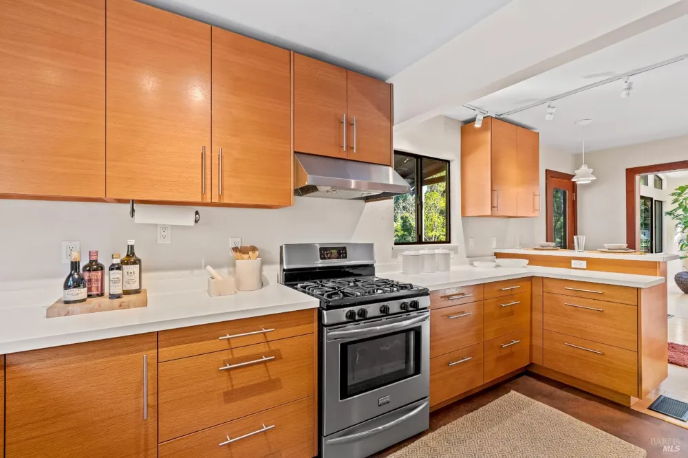 17340 Watson Road Guerneville, CA 95446