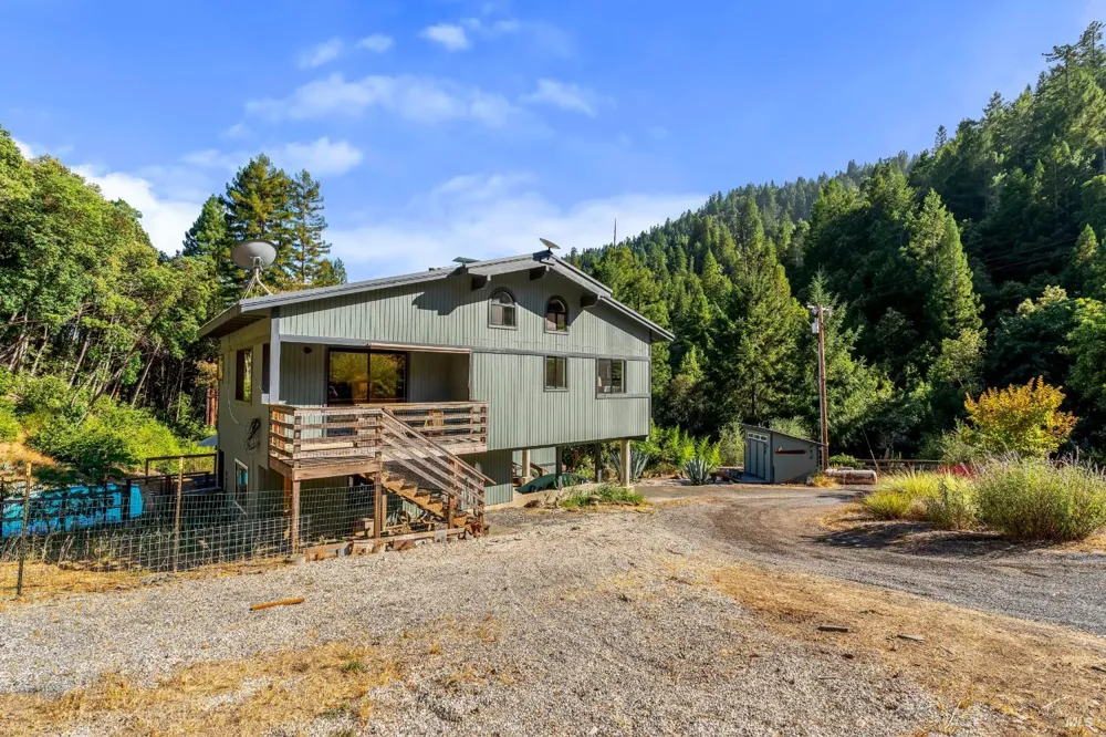 17340 Watson Road Guerneville, CA 95446