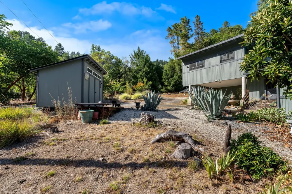 17340 Watson Road Guerneville, CA 95446