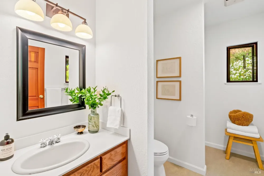17340 Watson Road Guerneville, CA 95446