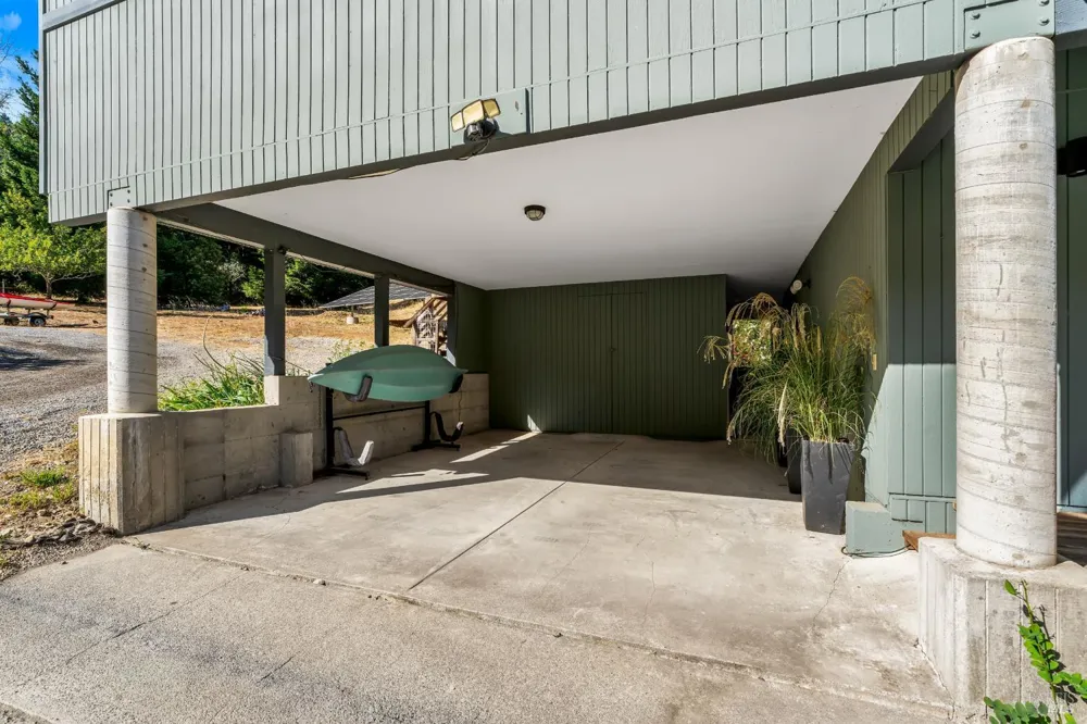 17340 Watson Road Guerneville, CA 95446