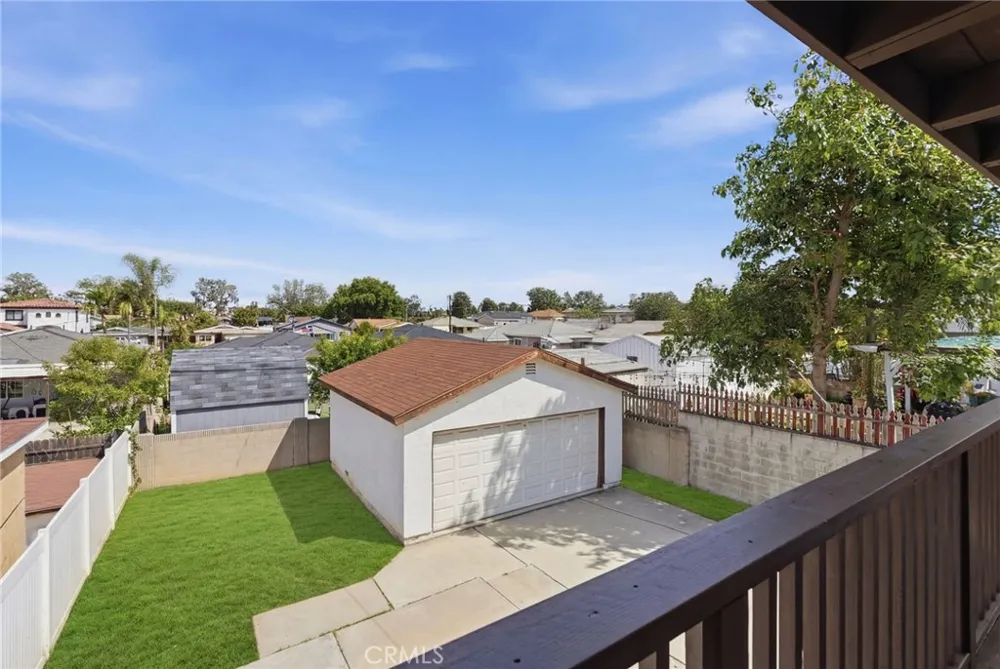 1311 W R Wilmington, CA 90744